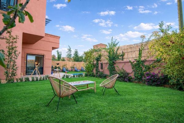 Villa Familiale, Piscine et jardin privés, Marrakech, Buchen Sie  Hotels in Marrakech-Safi mit Parkplatz, Parkplätze