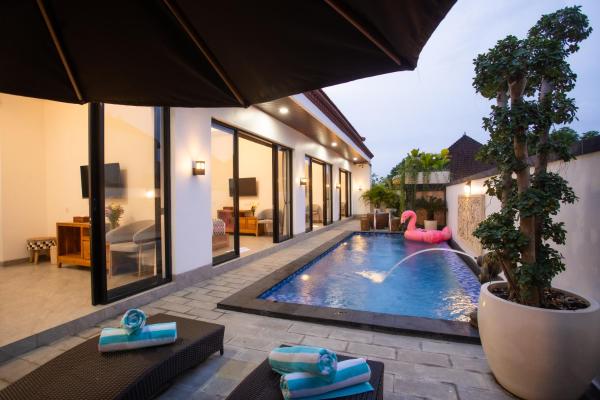To Be La Villa Jimbaran, Reserva ahora  Hoteles con piscina en Bali, Piscina