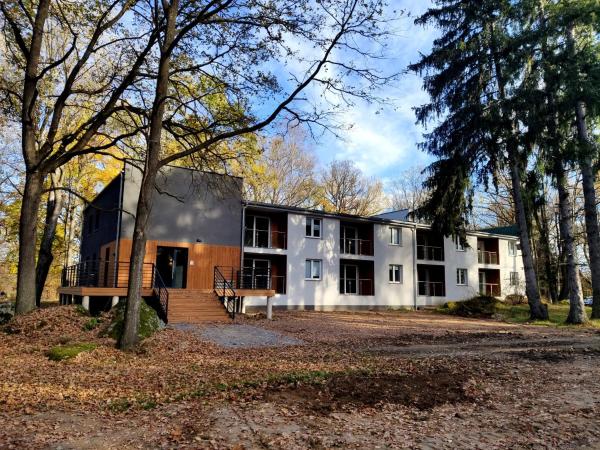 Apartamenty Dąbrówka Cieplice Zdrój 1,15, Réserver  Hôtels à Basse-Silésie avec parking, Parking