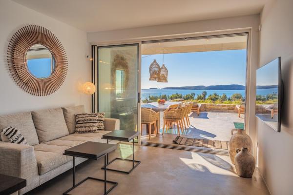 Penthouse Villa - GH6, Prenota  Gialova Messinia
