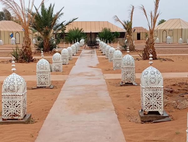 Amandesertcamp, Prenota  Lac Yasmins Al-Rashidiyya