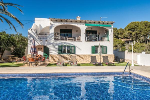 Villa Margerita, Prenota  Hotel con piscina a Cap Blanc, Piscina