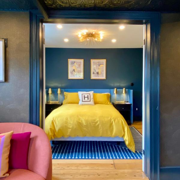 Hattan House Boutique Hotel Bed & Breakfast, Réserver  Hôtels à Ontario avec parking, Parking