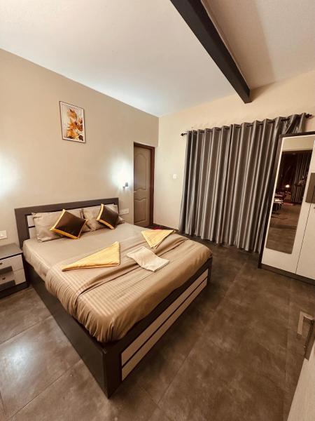 SURAAS Homestay Vythiri, Prenota  Hotel a Kerala con piscina, Piscina
