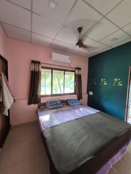 anandi holidays homestay, Buchen Sie  Hotels in Malvan mit Parkplatz, Parkplätze