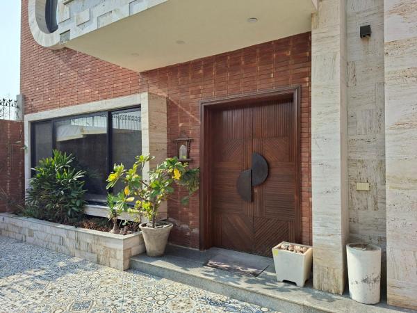2 Bedroom Serviced Home, Buchen Sie  Lahore Pakistan