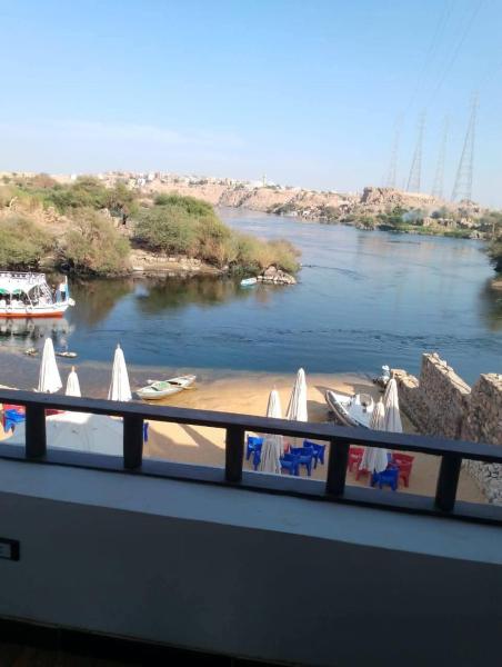 Aki Nira Guest House & اكي نيرا بيتش, Prenota  Assuan Assuan