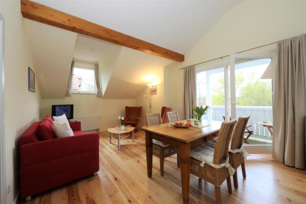 Brise Villa Madeleine App 10, Reserva ahora  Hoteles en Usedom con aparcamiento, Aparcamiento