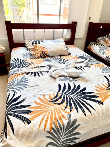 Hostal la 200, Book  Coffee Triangle Hotels with a Parking, Parking