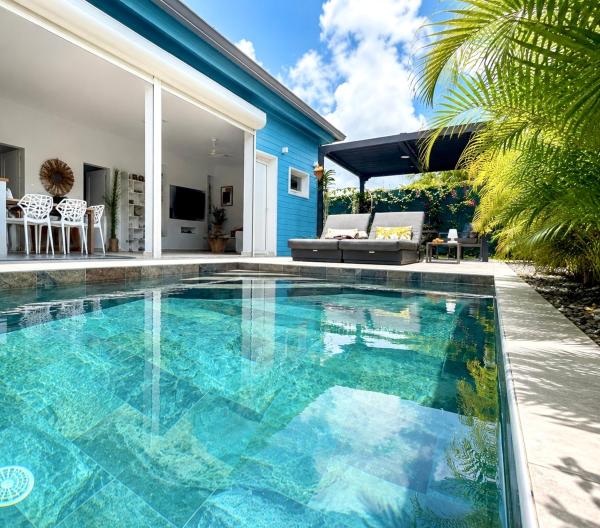 Villa Docéa, Prenota  Hotel con piscina a Grande-Terre, Piscina