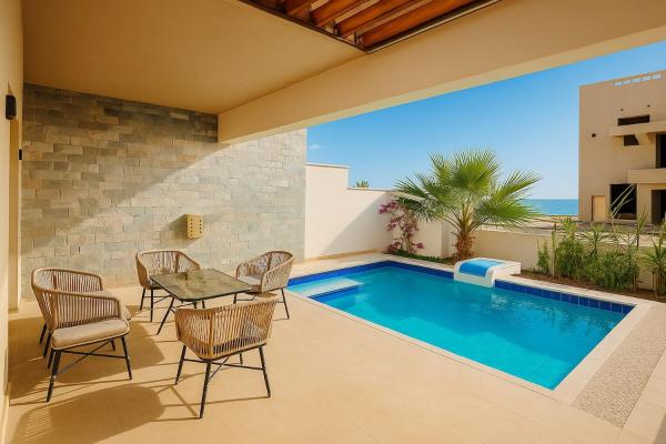 Sahl Hasheesh Modern Sea-View Pool Villa, Prenota  Hotel con piscina a Mar Rosso, Piscina