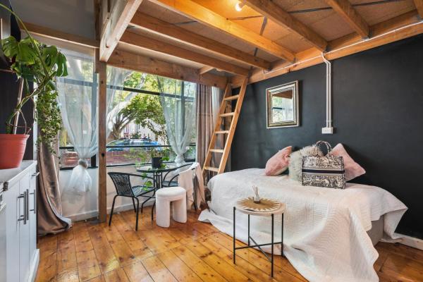 Carlton lofts- a dreamy cosy treehouse inspired hideaway, Buchen Sie   
