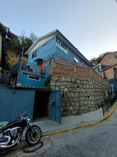 Valpito Alegre, Reserva ahora  Valparaíso Valparaíso