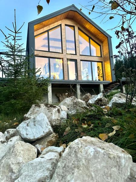 Trei Mândre by Cabana CeiTrei, Reserva ahora  Cozăneşti Suceava