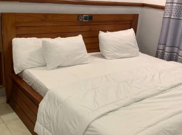 NBS Hotel, Buchen Sie  Cotonou Benin