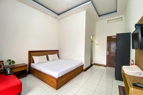 Pondok Wisata Tirta Jadi Mitra RedDoorz, Réserver  Karangkobar Central Java