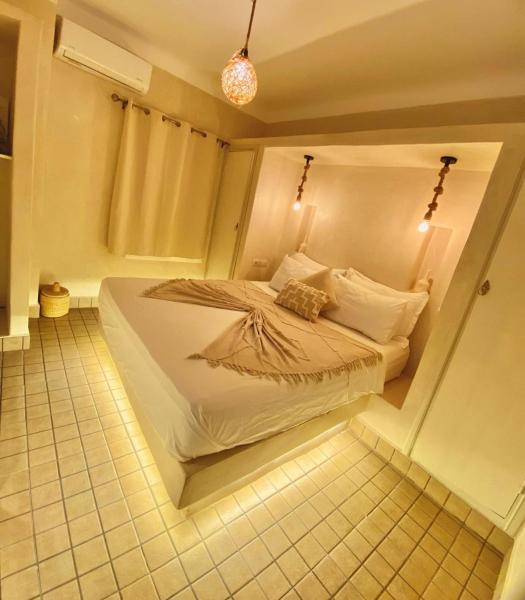Riad Oum H&N Exclusive