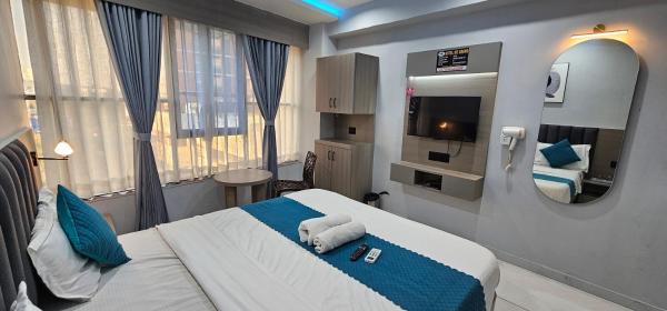 Hotel HR GRAND, Réserver  Ahmedabad Gujarat