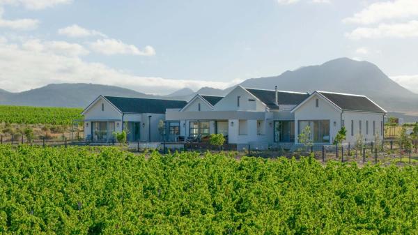 Tidesong - Luxury Villa, Benguela Cove, Buchen Sie  Hotels in Nordkap mit Pool, Schwimmbad