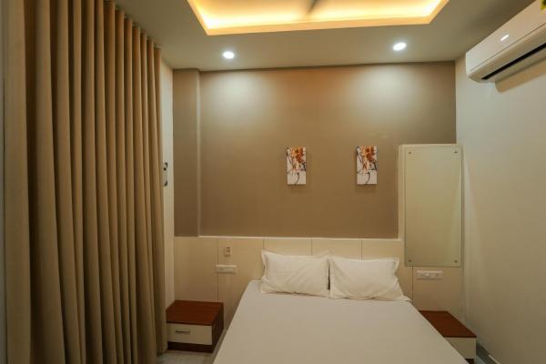 SK Premium Residency, Prenota  Edakkara Kerala