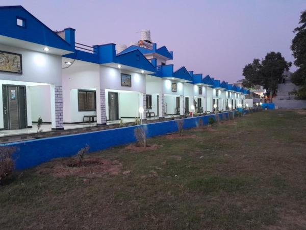 Pushkar Prime Resort, Prenota  Hotel a Rajasthan con piscina, Piscina
