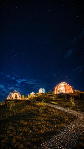 Sky Dome - Alushllaris Farm, Reserva ahora  Hoteles en Korçë County con piscina, Piscina