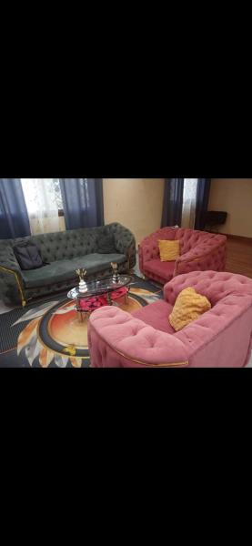 Villa de luxe LE HAVRE DE JOIE ET DE PAIX 300m2 de superficie Wifi illimité forage et grande cour pour garer plusieurs voitures ou organisation celebrations, Reserva ahora  Duala Wouri