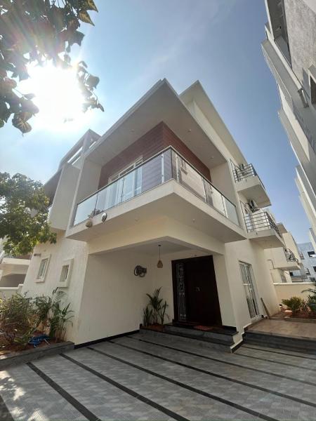 Luxury Airport Villa-Perfect for Family & Business, Réserver  Hyderabad 