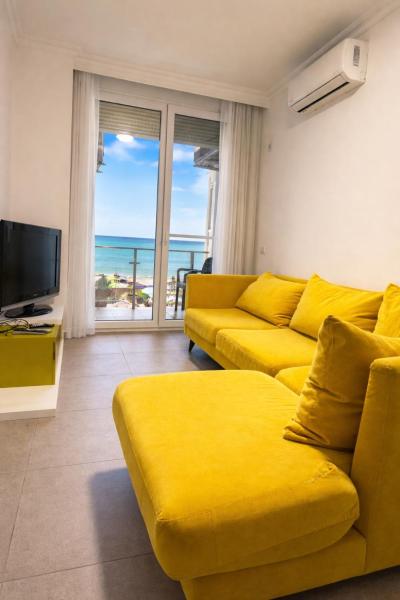 Shengjin apartaments leon, Prenota  Hotel a Lezhë County con parcheggio, Parcheggio