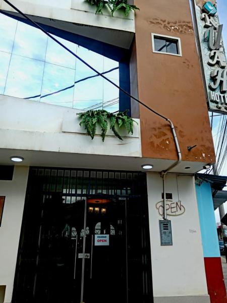 Hotel RUAH, Buchen Sie  Innenstadt Tumbes Hotels, innenstadt Tumbes Hotels