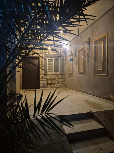 Cozy Two-Bedroom Villa in Safari Homes, Bahria Town Phase 8 with Modern Comforts, Buchen Sie  Hotels in Islamabad mit Parkplatz, Parkplätze