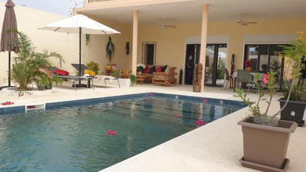 Les Studios de lOasis, Prenota  Ngaparou M'bour