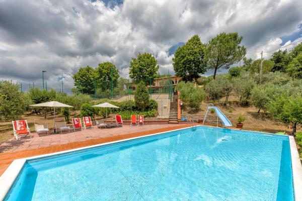 Home in Tuscany with private Pool & Tennis, Buchen Sie  Hotels in Valdarno mit Pool, Schwimmbad