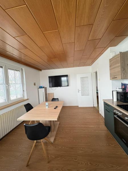 Danner Appartements Regau - Möblierte Langzeit- & Monteurapartments nahe Gmunden, Laakirchen, Salzburg & Wels I Vollmöbliert & mit Parkplatz, Reserva ahora Apartamento Rutzenmoos Alta Austria