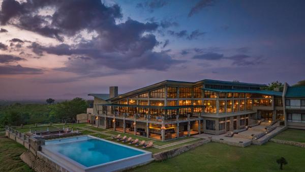 Wellworth Mikumi Wildlife Lodge, Buchen Sie  Hotels mit Pool in Morogoro, Schwimmbad