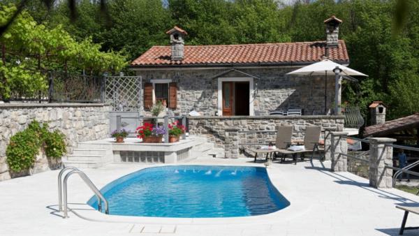 Villa Nature Escape by Villas Guide, Prenota  Hotel con piscina a Kvarner, Piscina