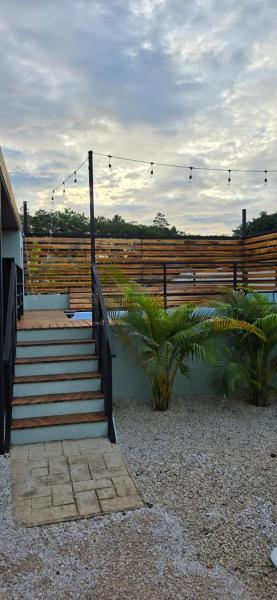 Live bambu, Prenota  Hotel a Caimital con piscina, Piscina