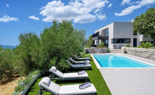 Luxury Villa Yara - Private Heated Pool, Split, Buchen Sie  Hotels in Gespanschaft Split-Dalmatien mit Pool, Schwimmbad