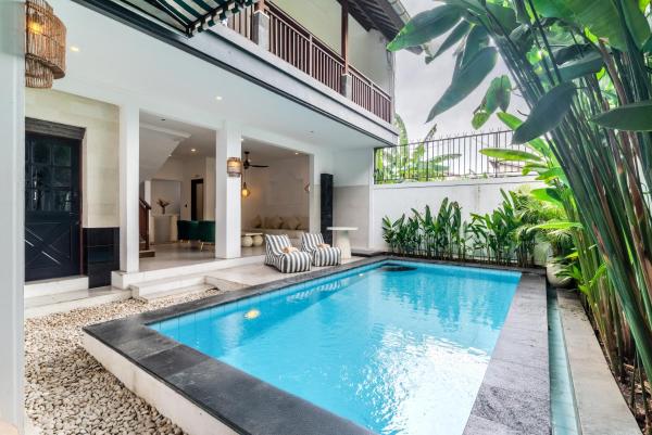 The Fallons Villa Berawa by Sandara Luxury Management, Prenota  Canggu Badung