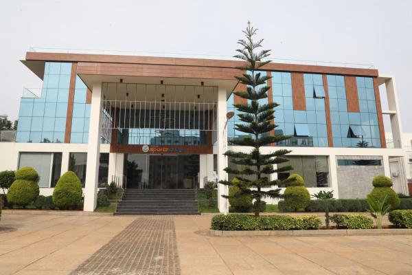 INSPIRE Hotel, Réserver  Hôtels avec piscine à Karnataka, Piscine
