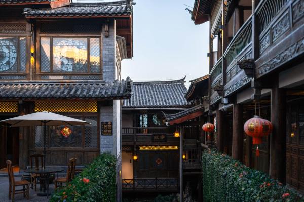 Lijiang Ancient Town Landscape Garden Hotel 山水爱斯花园酒店, Buchen Sie  Lijiang Yunnan