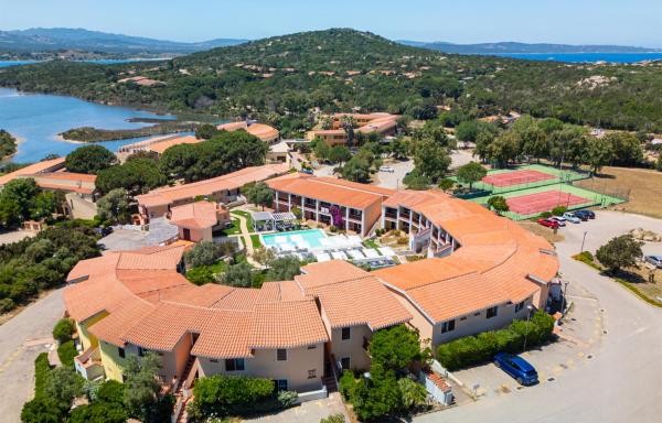 ISA - Residence with swimming pool in Costa Serena just 700 mt from the sea, Reserva ahora  Porto Rafael Gallura