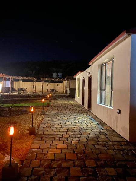 Sun Horizon Chalet, Buchen Sie Chalet Sa‘ab Banī Khamīs 