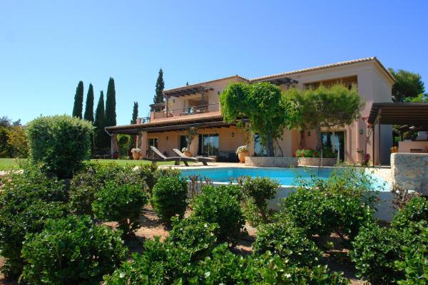 Sentinel Villa, Portocheli, Reserva ahora  Hoteles con piscina en Peloponeso, Piscina