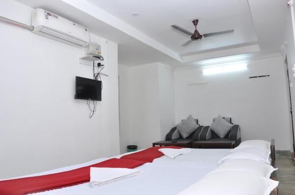Sri Raghavendra Inn, Réserver  Kakinada Andhra Pradesh
