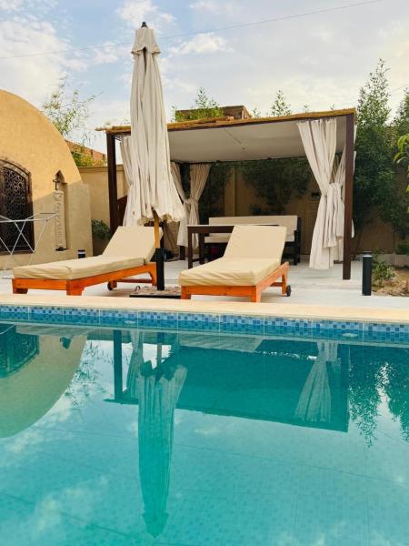 Lovely Private Villa, Reserva ahora  Hoteles en Quena con aparcamiento, Aparcamiento
