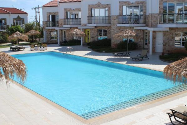 Villa mit Pool in Makry Gialos - Grapevine, 200 Meter zum Strand, Reserva ahora  Pilalímata Lasithi Regional Unit