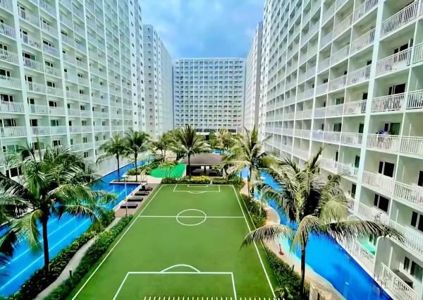 Moments Staycations, Prenota  Hotel a Luzon con parcheggio, Parcheggio
