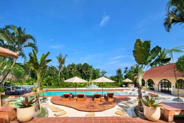 Neona Spacious 4 BR Private Pool Villa ZN364, Buchen Sie  Hotels in Tabanan mit Parkplatz, Parkplätze