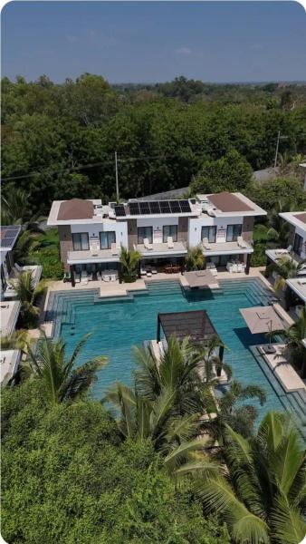 Monterrico Villa salida a Piscina y Jardin, Buchen Sie  Monterrico Santa Rosa
